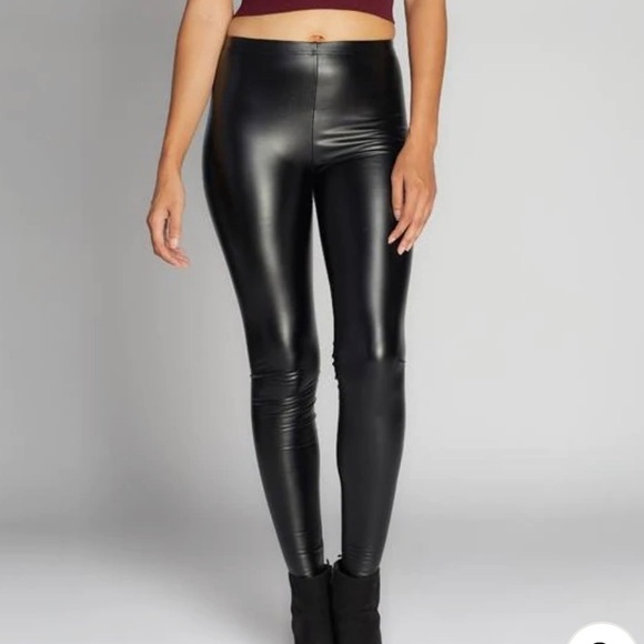 c’est moi Pants - C’est Moi black pleather leggings
